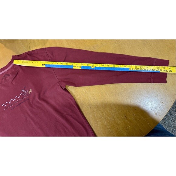 LIFE IS GOOD Red Long Sleeve Tee Christmas Xmas It’s A Wonderful Life Medium Dog - Picture 8 of 10